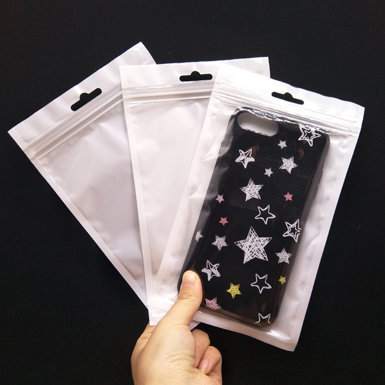 Matt & Glossy Pouch
